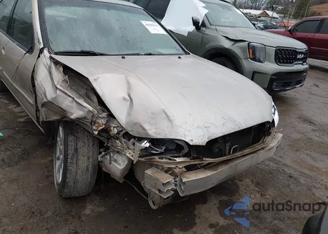 2000 Nissan Maxima Gle/Gxe/Se z USA, uszkodzony, nr VIN JN1CA31A8YT004460